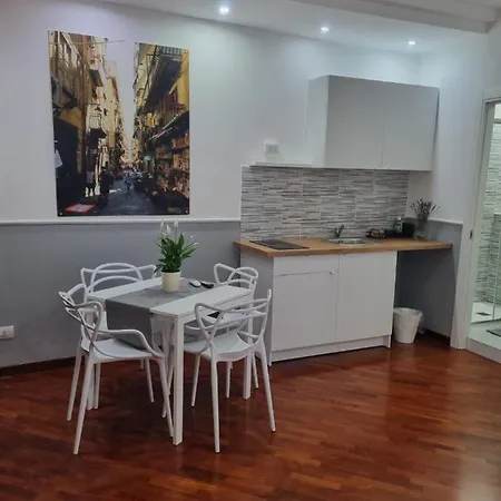 Campanile Maison * Naples